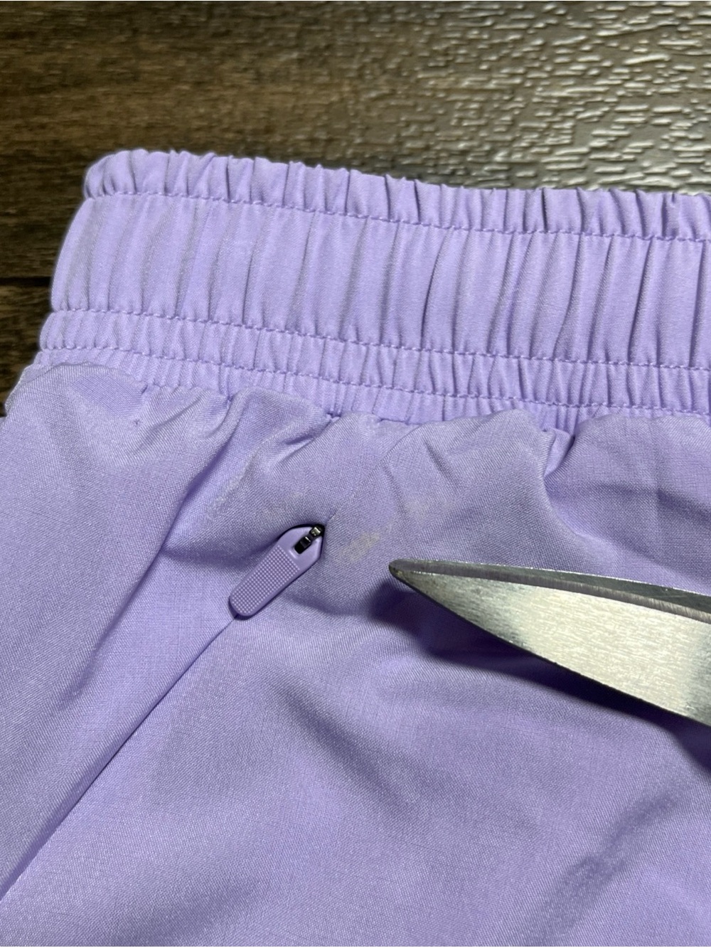 Alo Yoga Stride Shorts Womens Medium Purple Lined Athletic Running Elastic Waist - Picture 9 of 11